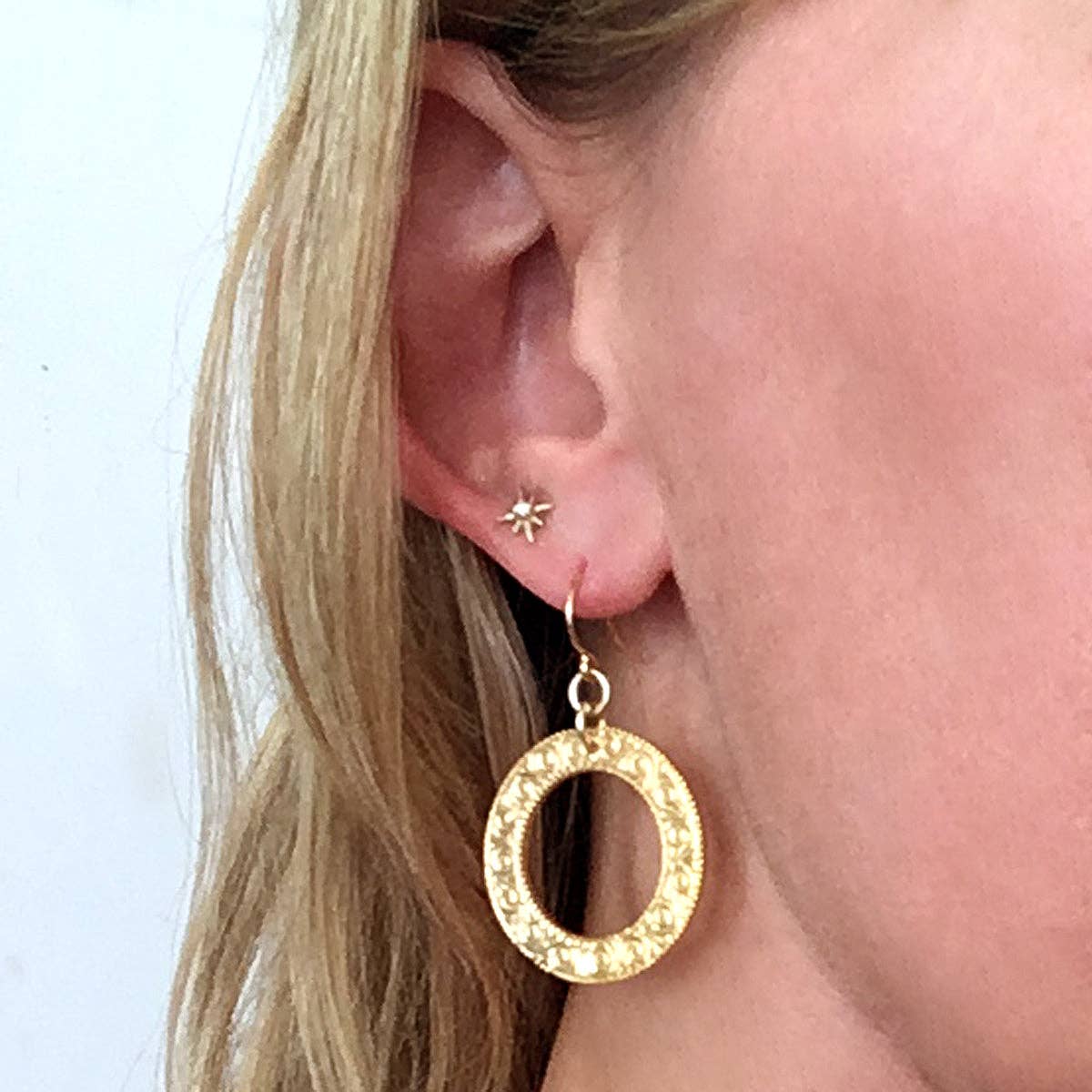 Jessica Elliot Jewelry - Vente Boucles d'oreilles pendantes - grandes boucles d'oreilles Eternity Circle1