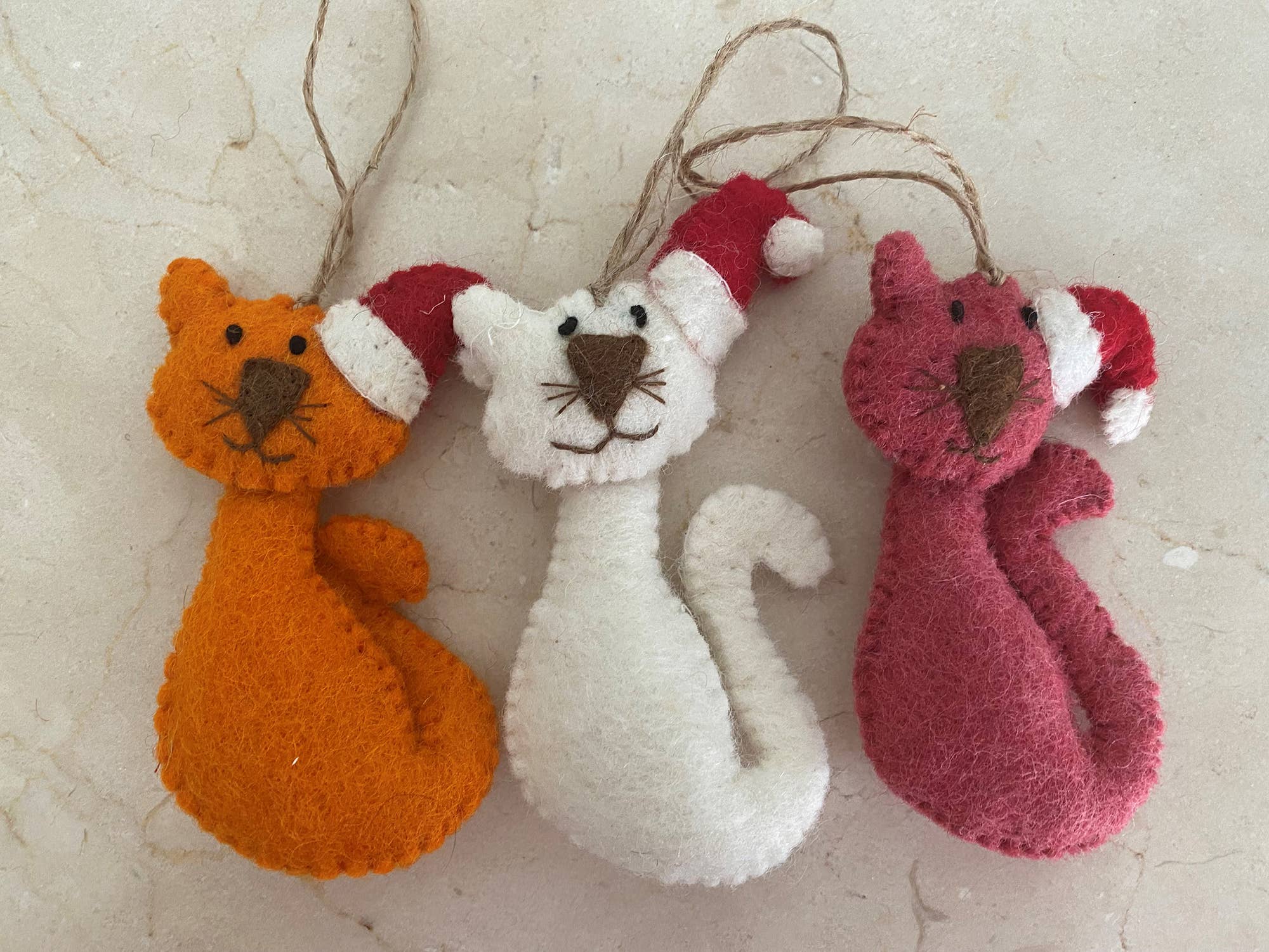 cerruti home – wholesale Ornament – Felted Wool "Christmas Cat" ornament, available in 5 Colors3