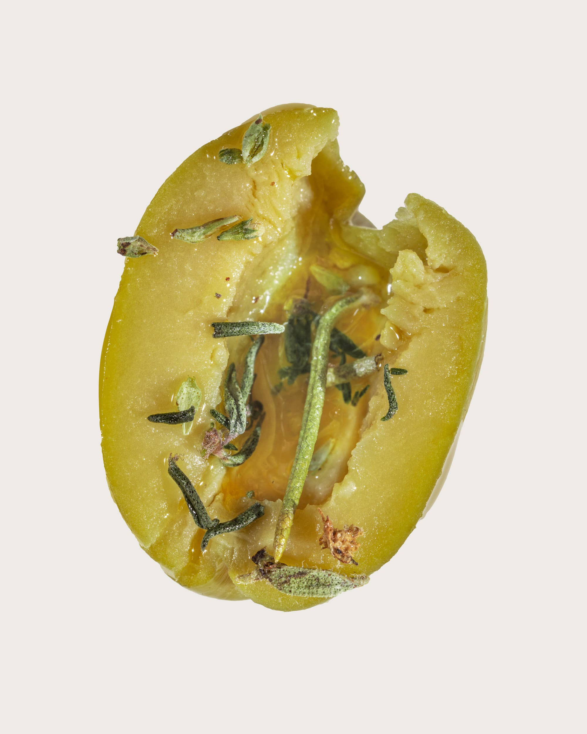 O.E.L. - Thalassa GmbH & Co. KG – wholesale Oliver – OeLiven Grün 170 g - ekologiska gröna oliver med örter och vitlök3