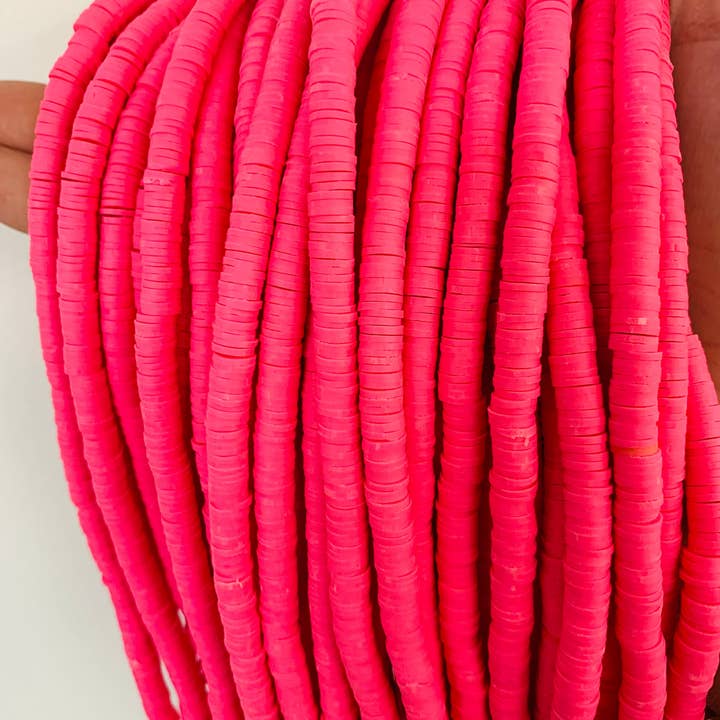 Perles d'accent Heishi rose vif, perles en argile polymère à disque rose, perles intercalaires, perles pour chaîne de masques et fabrication de bijoux, fournitures de bijoux en perles plates, pour la vente par The Bead Bazaar