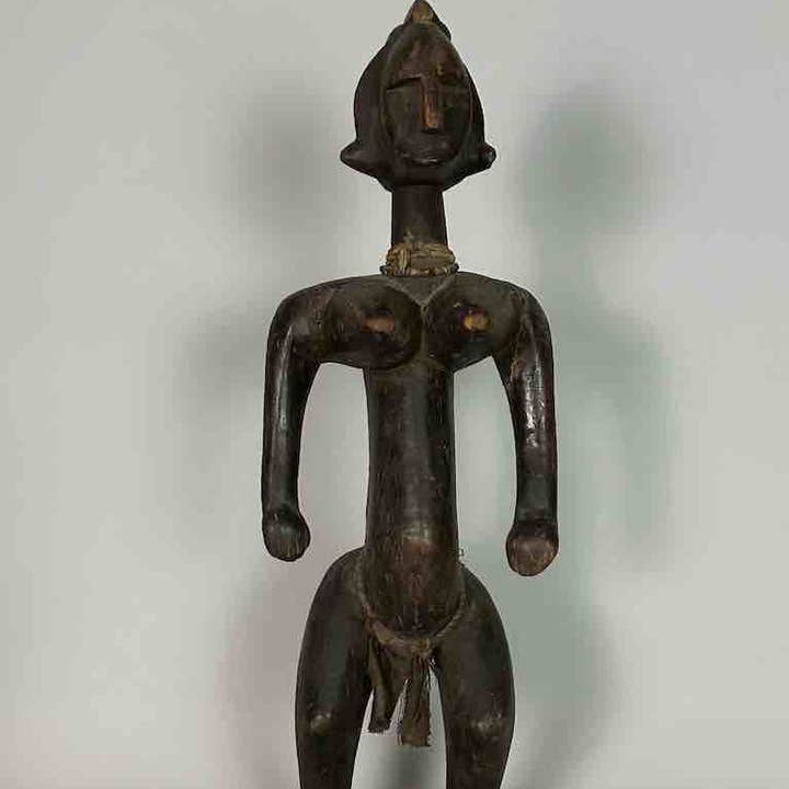 Statue Vintage de Femme Esprit Bambara Debout | 28" - Mali pour la vente par The Niger Bend
