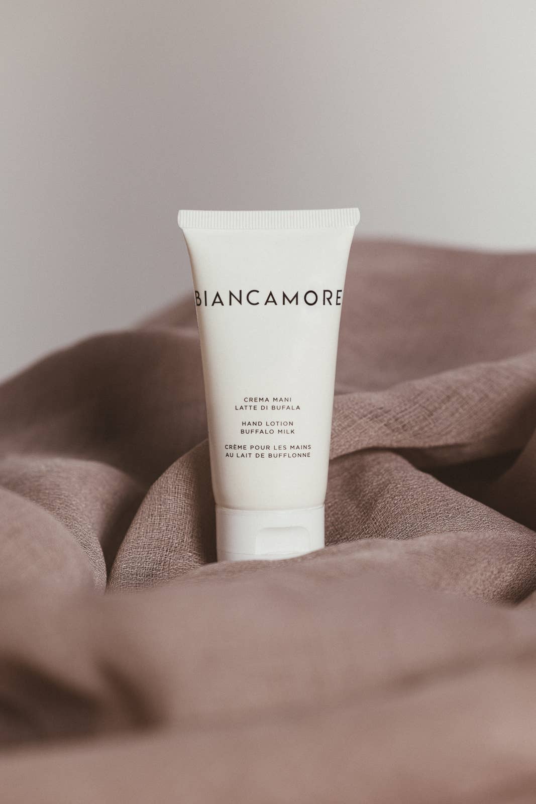 BIANCAMORE - Wholesale Hand Cream/Lotion - BUFFALO MILK HAND CREAM3