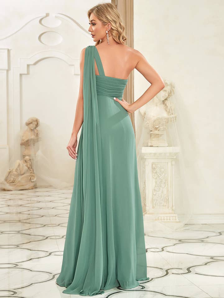 Ever-Pretty - Wholesale Gown – Women's - Elegant Pleated One-Shoulder Bridesmaids Dress34