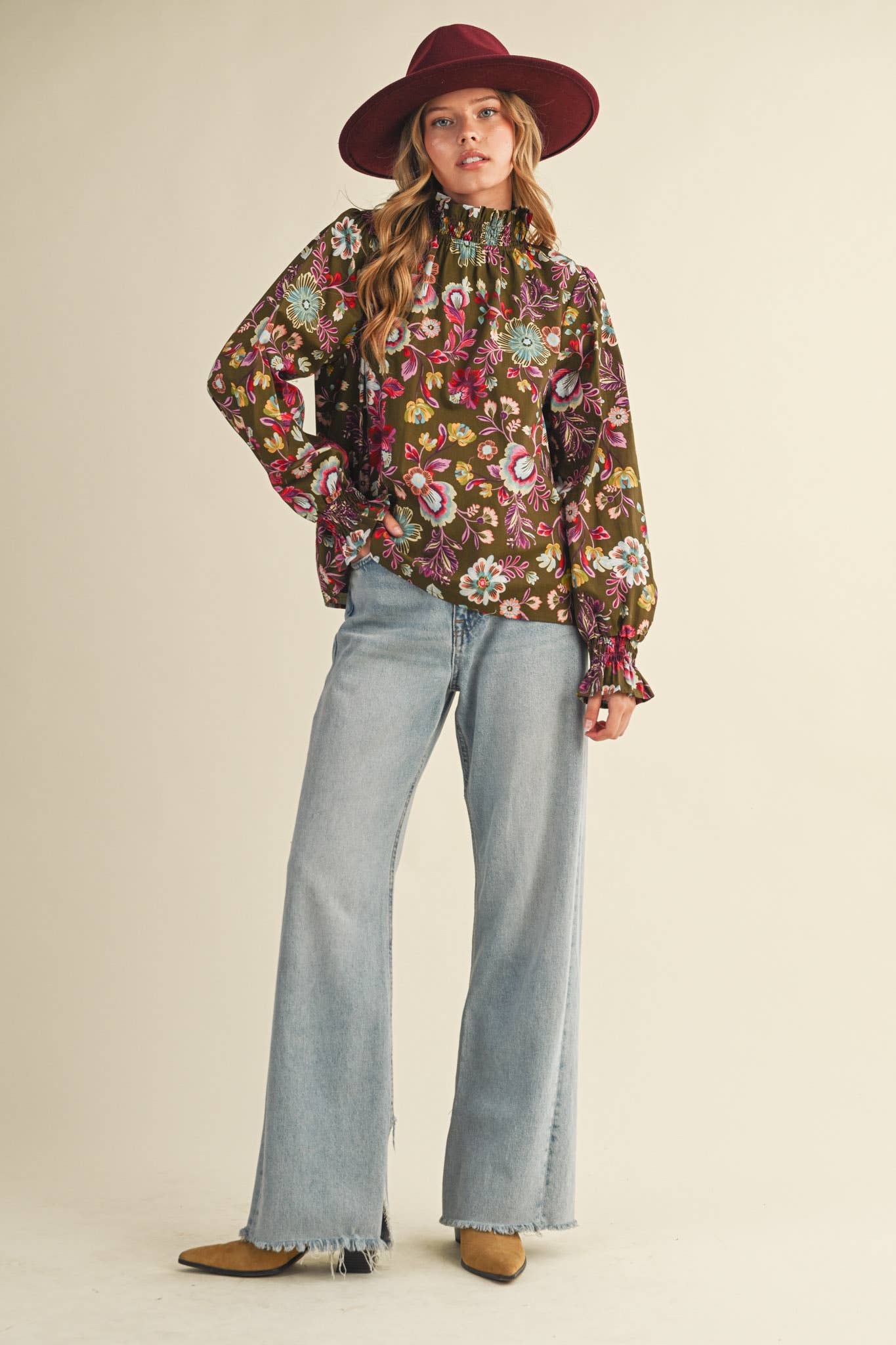 &MERCI - Wholesale Blouse - Women's - EXCLUSIVE FLORAL PRINT RUFFLED MOCK NECK TOP MTP429617