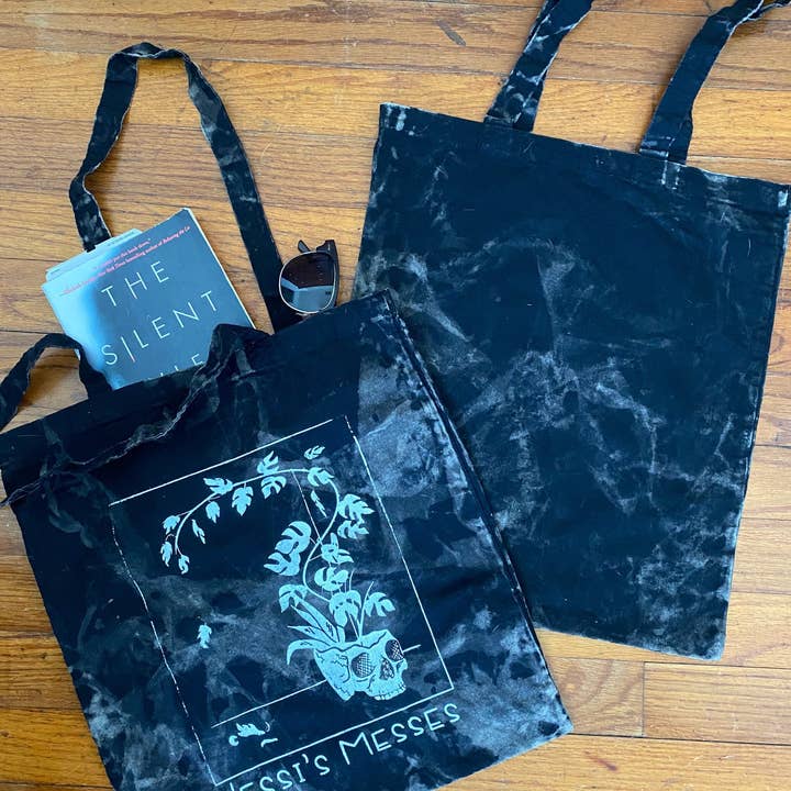 Jessi's Messes - Wholesale Tote Bag - Women's - Skull Planter Tote Bag