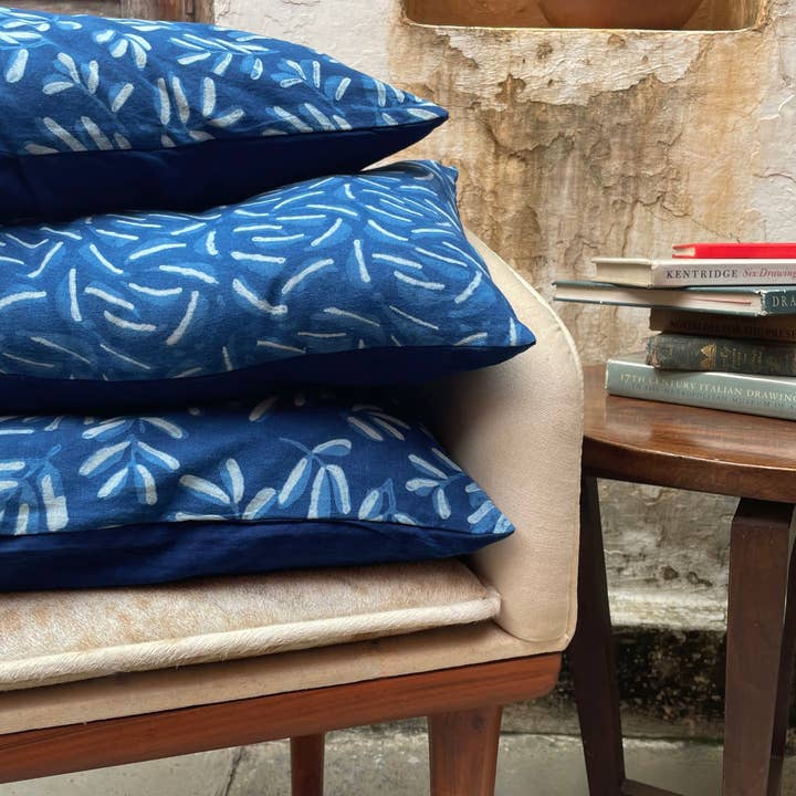 DABU – wholesale Prydnadskuddfodral – Neem Leaf | Indigo | Kuddfodral