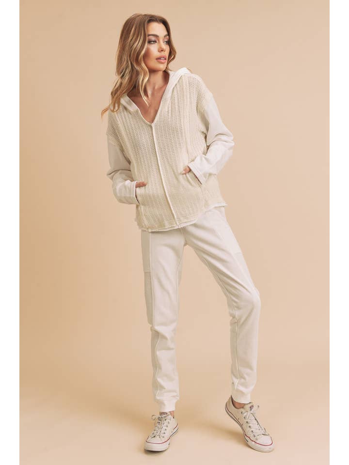 AEMI + CO - Wholesale Hoodie - Women's - 919BK Raquel Sweatshirt 213