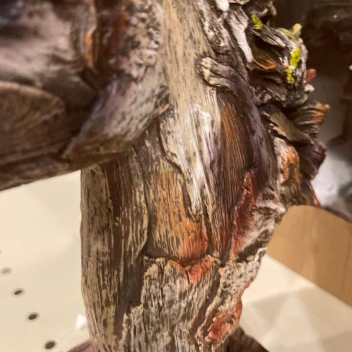 Broads Market - Wholesale Sculpture - Driftwood Horse Head Statue