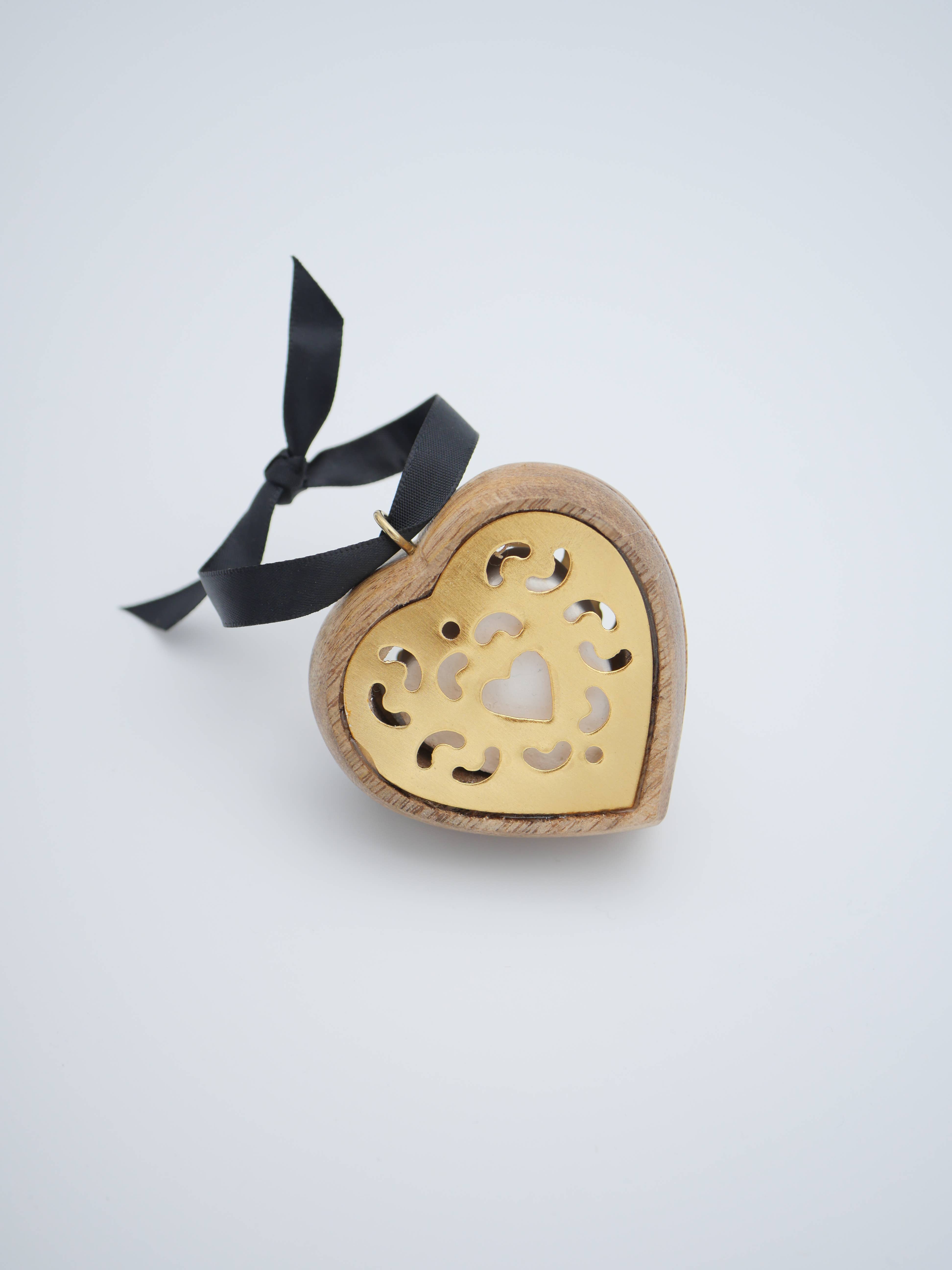 Autour Du Parfum - Wholesale Solid Perfume - Petit Coeur BOIS&OR solid perfume -several fragrances