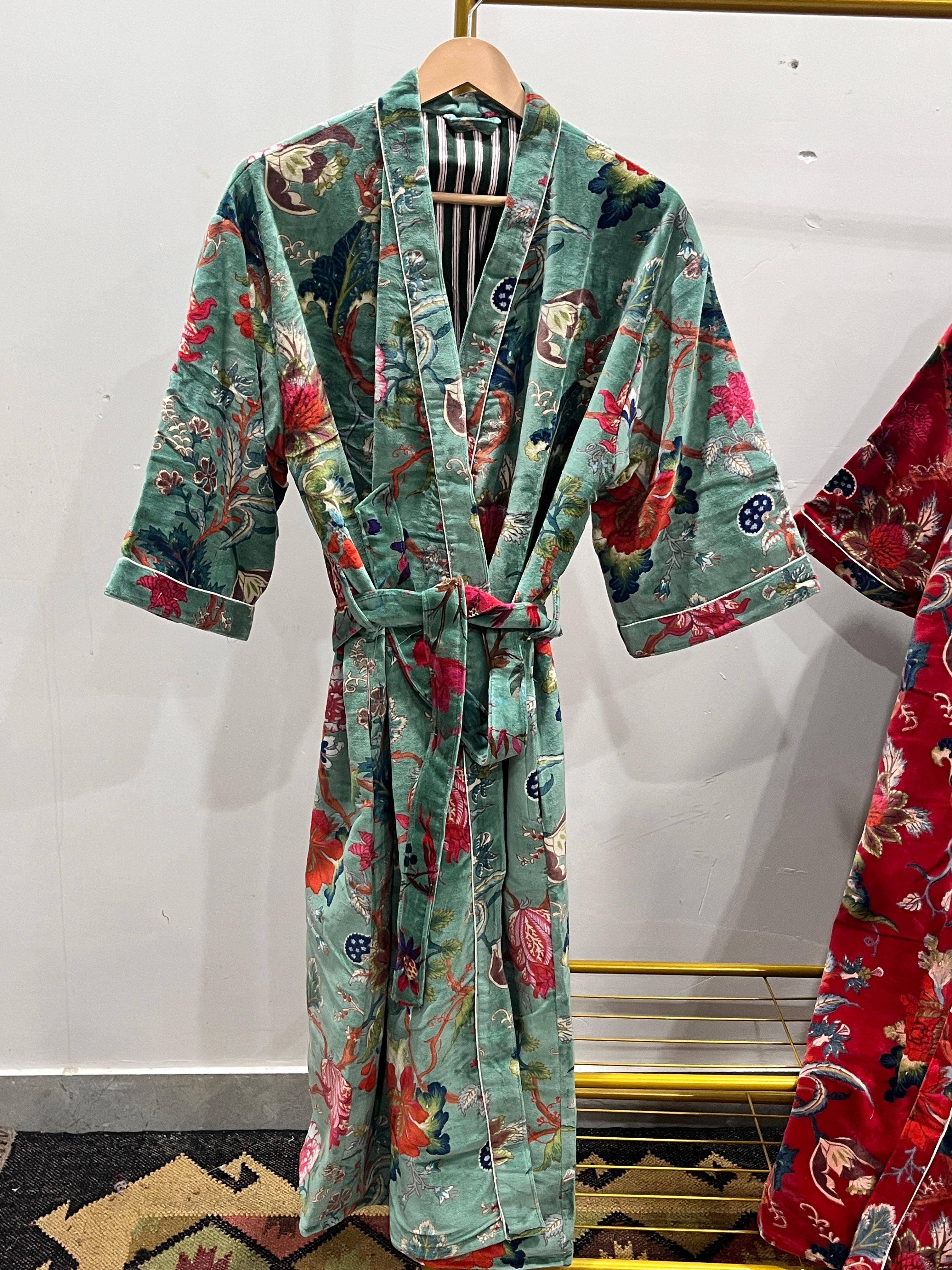Homesoul - Wholesale Robe - Women's - Velvet Kimono Dressing Gowns- Set of 10 3