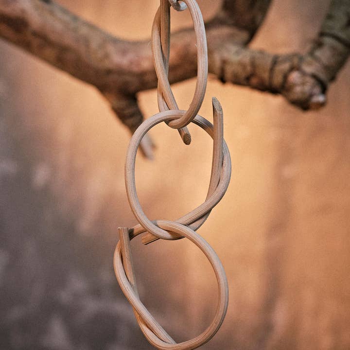 Klassischer Drei-Ketten-Einzelanhänger für den Großhandel von Katie Gong