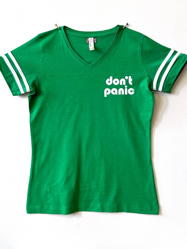 Don't Panic- ladies retro tee for wholesale by MBMB