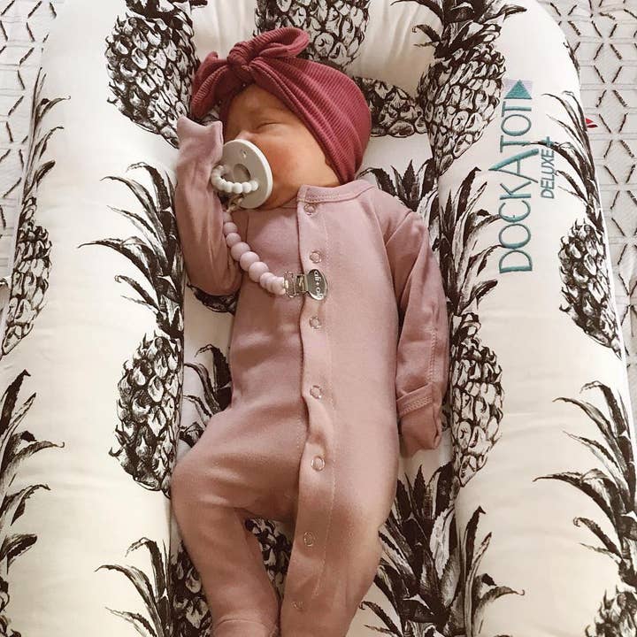 Ali+Oli - Wholesale Pacifier Clip - Baby - Ali+Oli Silicone Pacifier Clip (Pink)