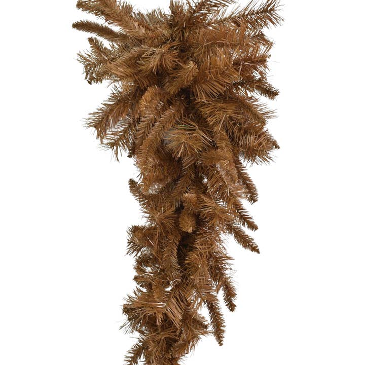 David Christopher's Collection - Wholesale Wreath - 30” Mixed Pine Teardrop in Brown 90T