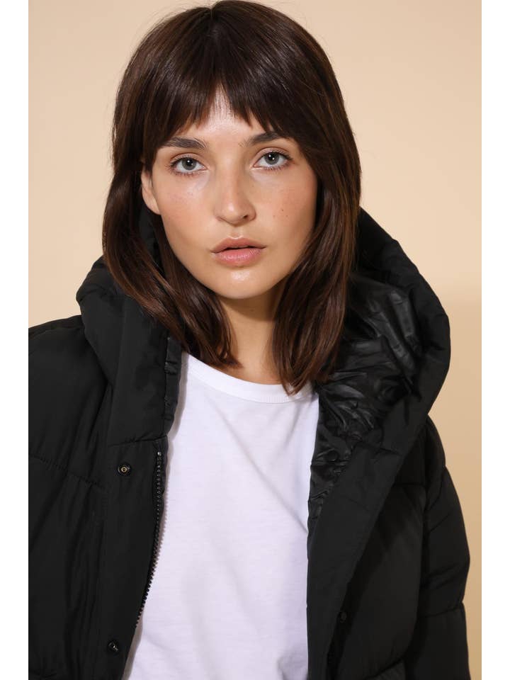 Attrait Paris - Wholesale Puffer Jacket - Women's - Short hooded jacket with side edges9