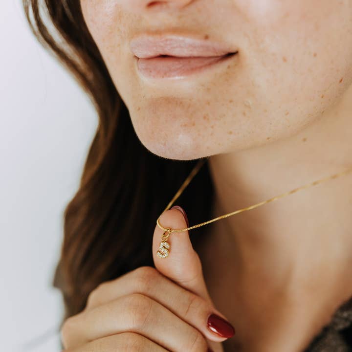 Sydney Rose Co. - Wholesale Pendant/Charm Necklace - Sparkle Letter Pendant Necklace0