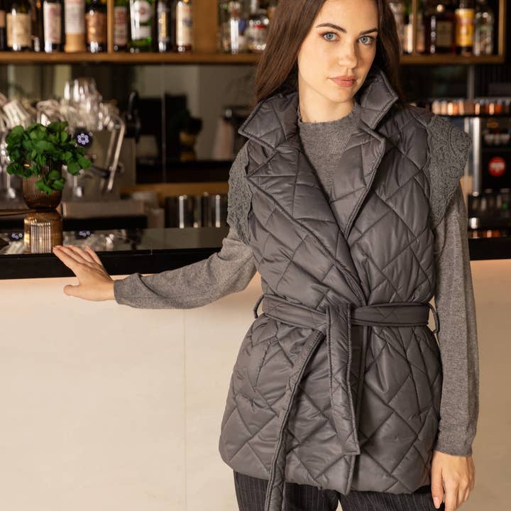 Gilet Chic per la vendita all'ingrosso da parte di Chez Moi