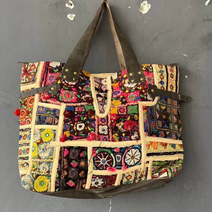 bhavnas boutique - Vente Sac porté épaule – femme - Sacs à bandoulière de travail en miroir à broderie florale indienne Banjara