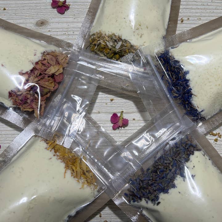 Mini Buttermilk Bath Shots x10 for wholesale by Wicks 'n Lotions