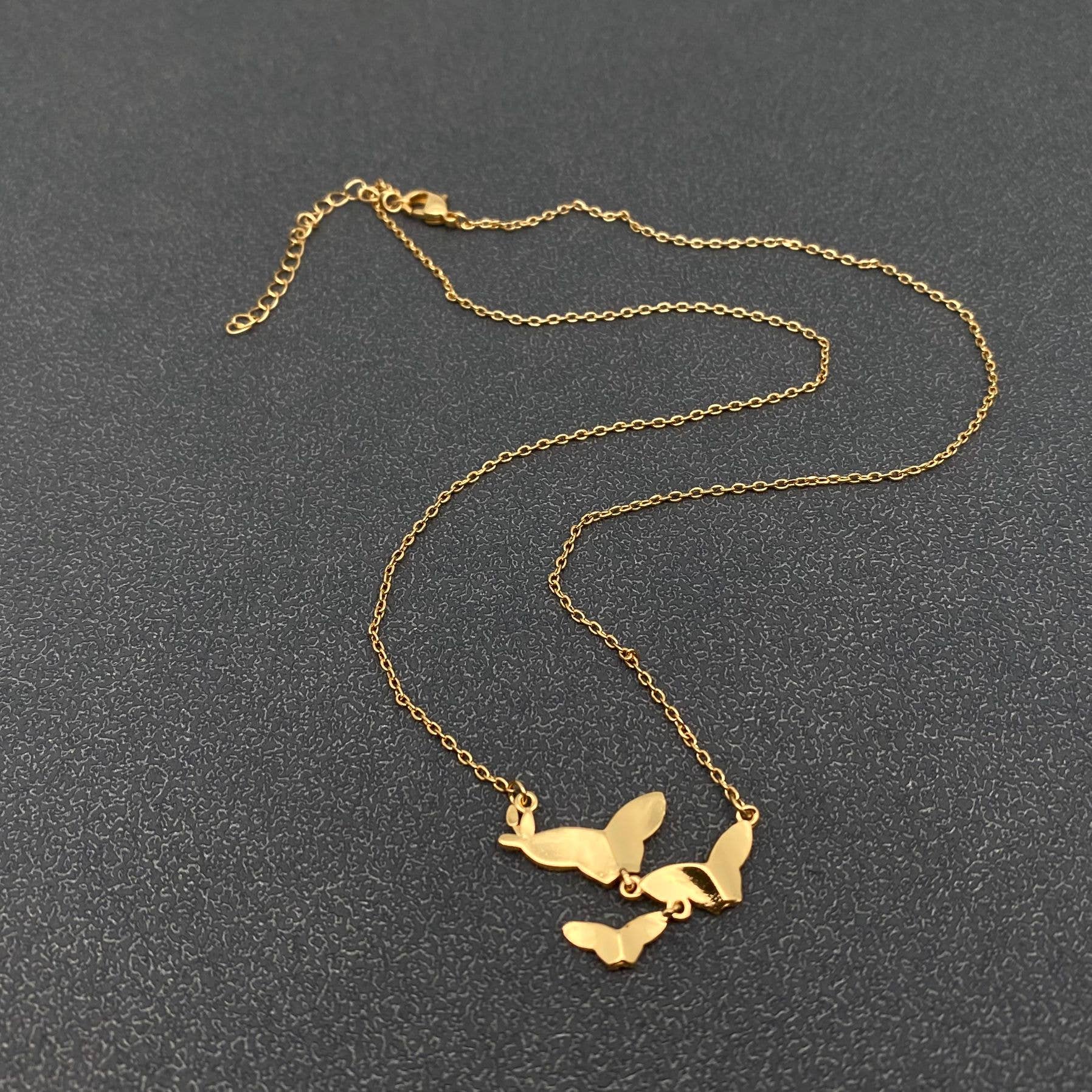 Mio Queena - Wholesale Pendant/Charm Necklace - Butterfly Swarm Charm 18K Gold-plated Necklace4