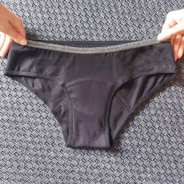 Jeanne - Shorty de cintura baixa por atacado de Chérie LOUVE