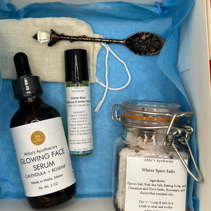 Abby's Apothecary - Wholesale Bath & Body Set - Yuletide Bliss Holiday Gift Box1