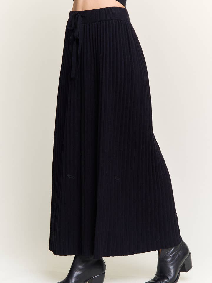 ADORA LA - Wholesale Skirt - Women's - CES4155 -RIBBED KNIT PLEATED MIDI SKIRT21