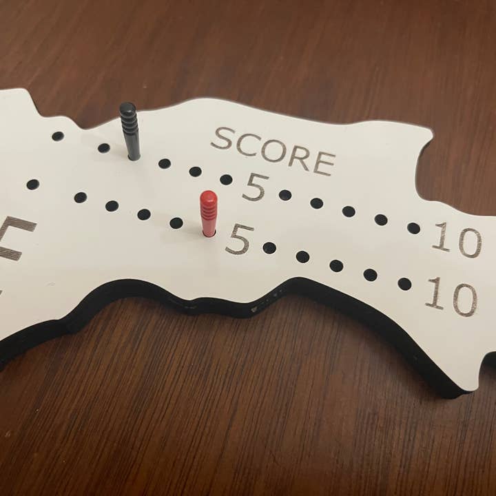 Michigan Proud Gifts - Wholesale Board Game - Michigan upper Peninsula Shaped Euchre Game Board1