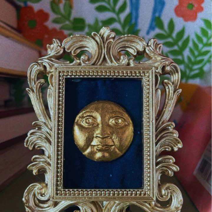 Kaleigh Day Art - Wholesale Wall Sign - Whimsigoth Celestial Crescent Moon Frame Wall Hanging 1