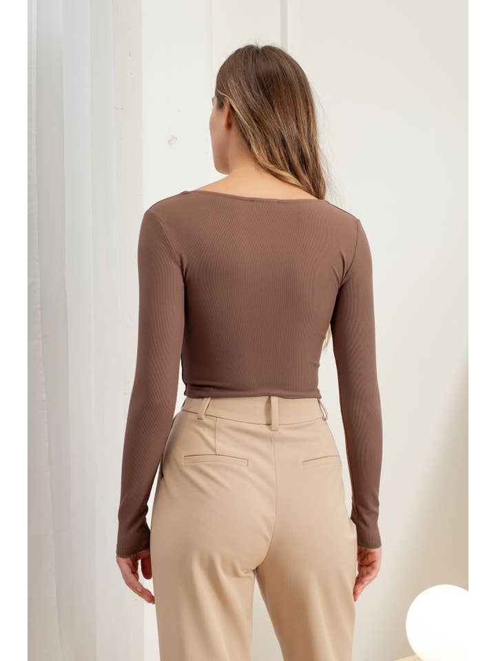The Workshop Studio - Wholesale Knit Top - Women's - SCOOP NECK LONG SLEEVE KNIT CROP TOP