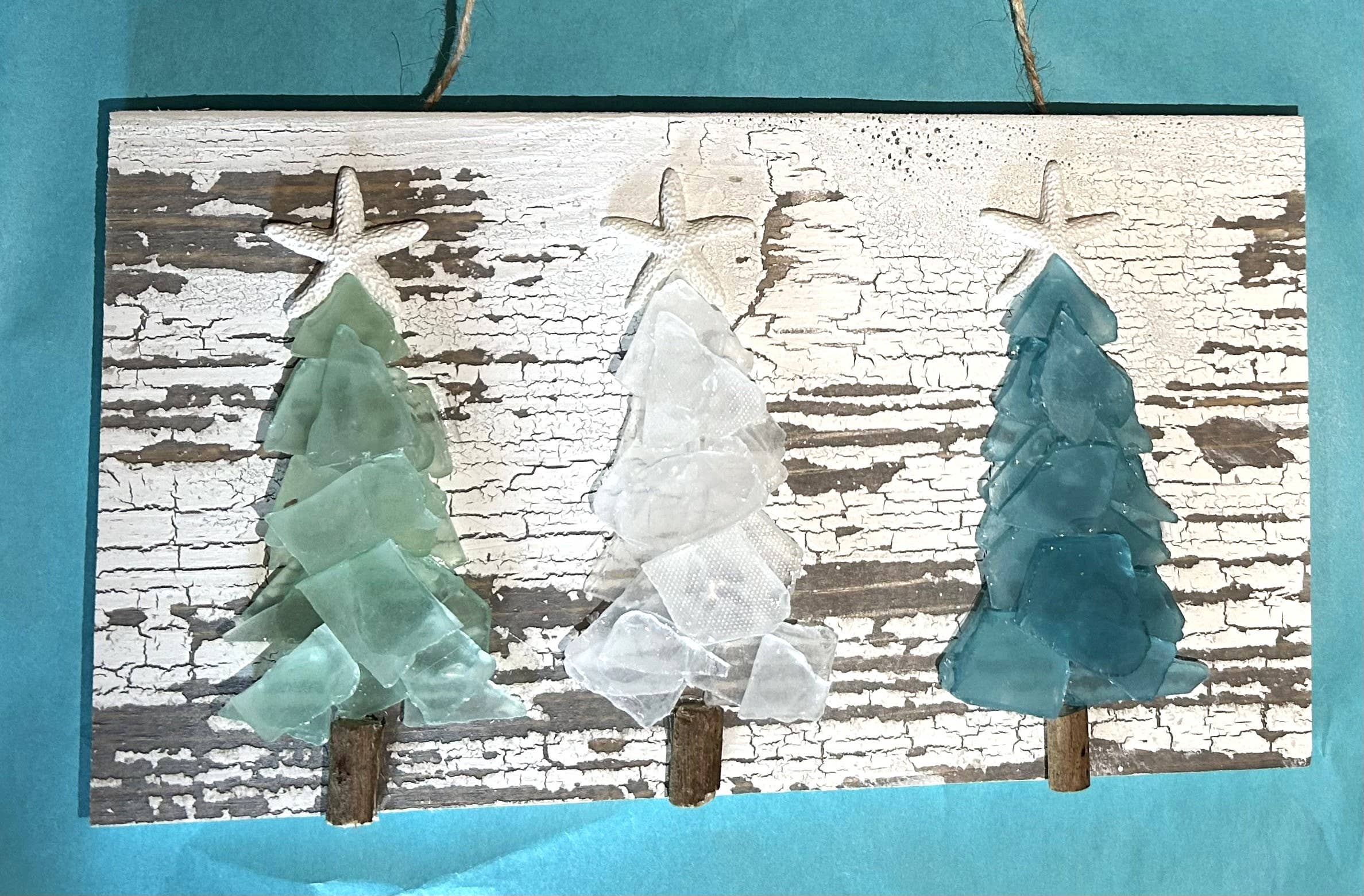 A SEAGLASS CREATION/SALTY SIGNS DESIGNS – Großhandel Künstlicher Weihnachtsbaum – Schäbige Planke Seeglas - Drei Mini-Baumplanken2