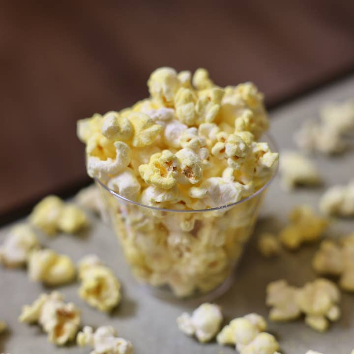 Mya's Gourmet Popcorn – wholesale Popcorn – Biopopcorn med smör...fast BÄTTRE!