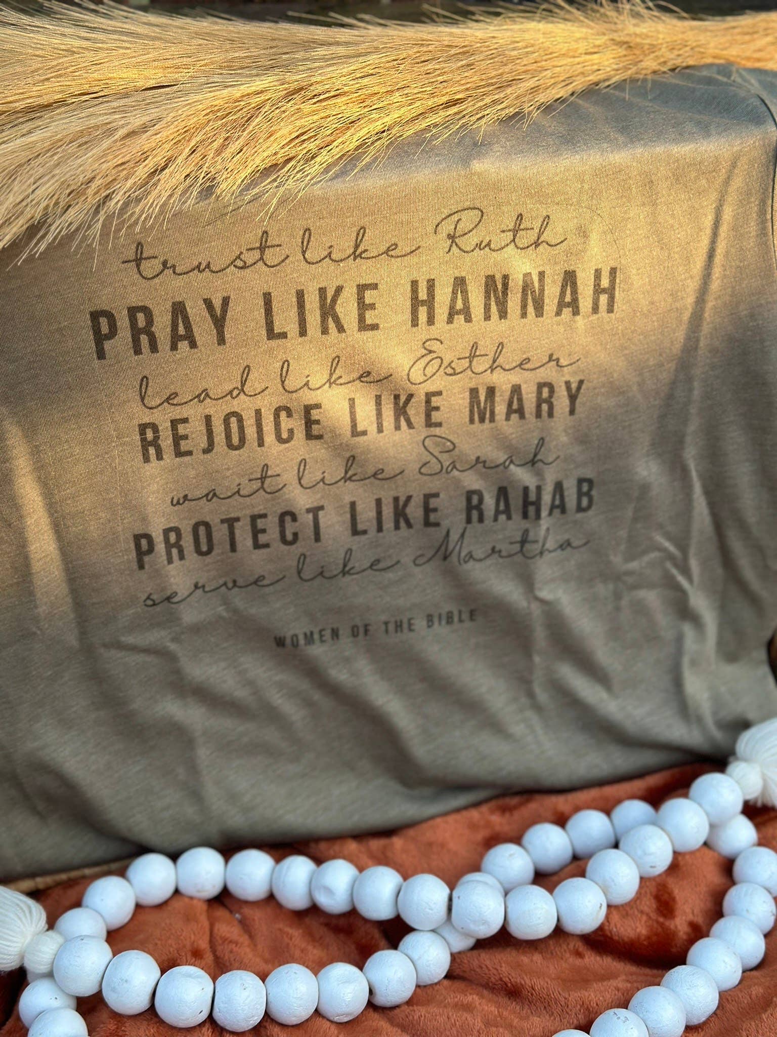 Only Grace Company – wholesale T-shirts med screentryck – Dam – Women of the Bible Army Grön Christian T-shirt 5