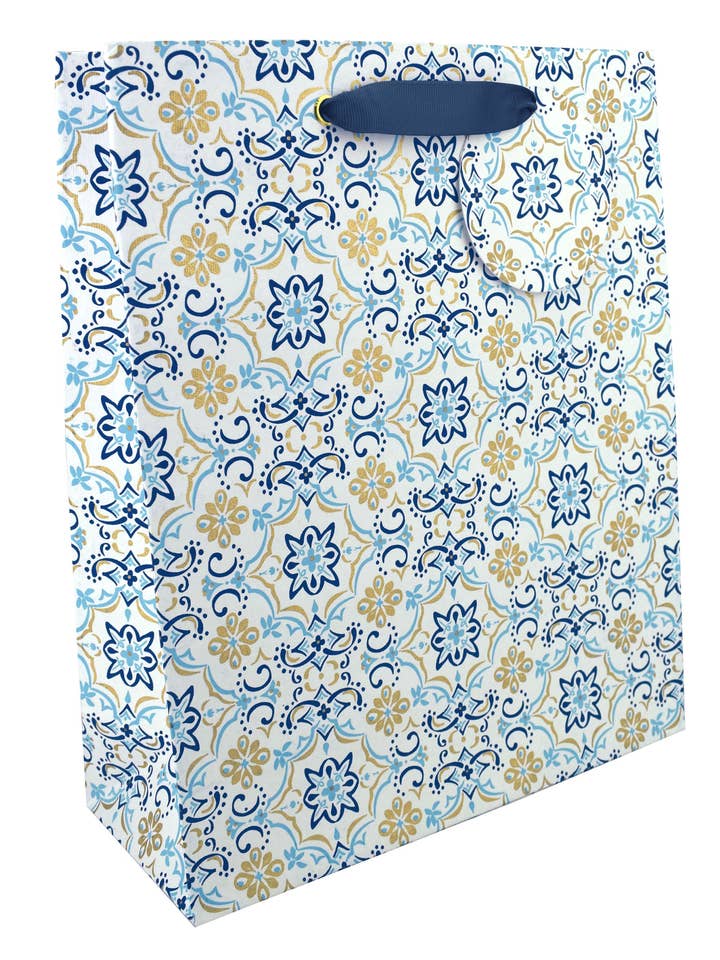 Grand sac-cadeau bleu Boho Tile pour la vente par LoveVivid