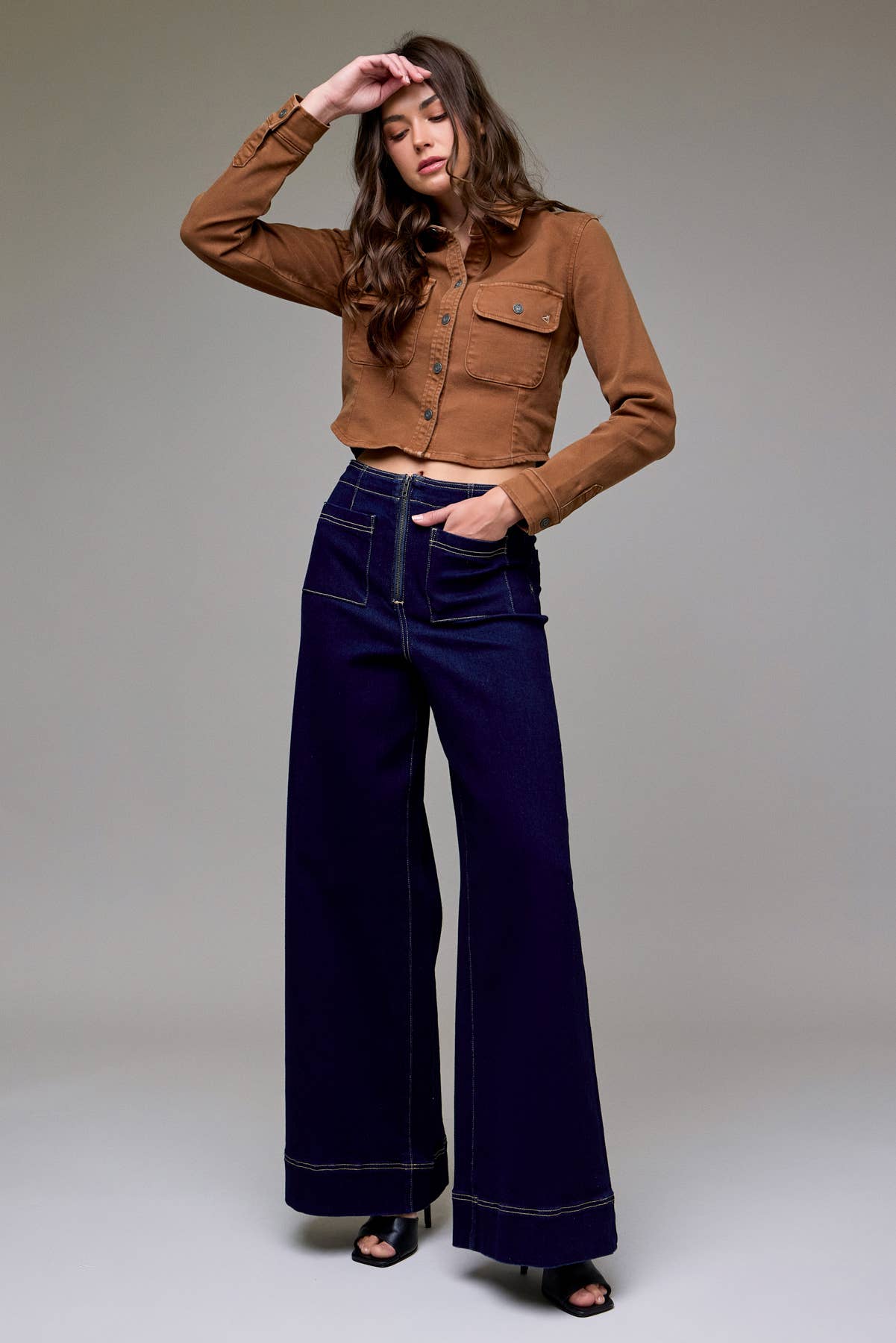 Hidden Jeans - Wholesale Jeans - Women's - Rinse Wash Fashion Patch Pocket Super Wide Leg0