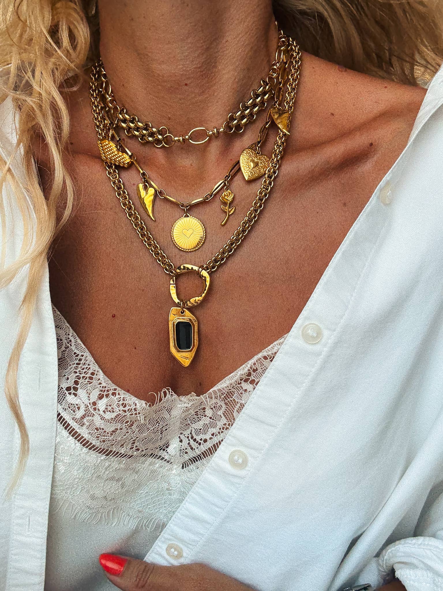 Goupi - Wholesale Pendant/charm necklace - Statement gold charm necklaces with chunky chains2