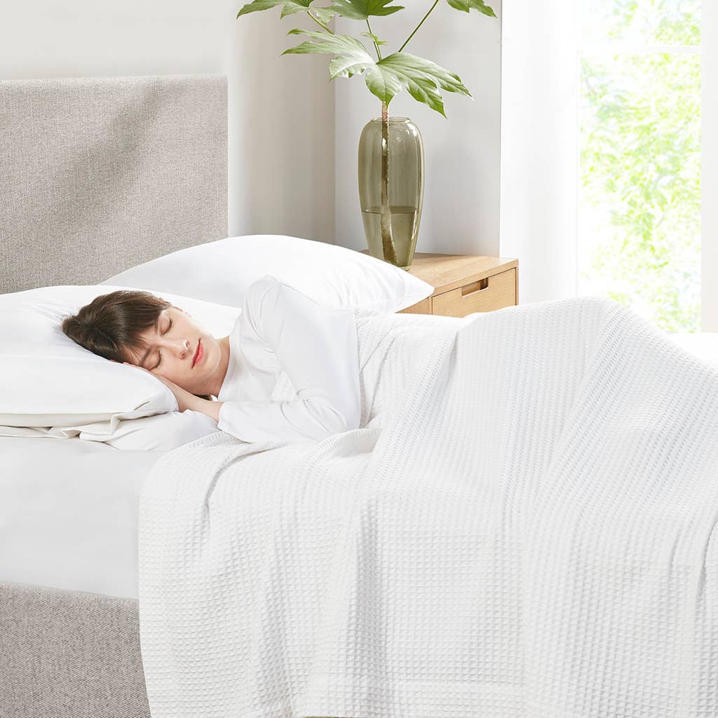 Olliix - Wholesale Bedding Blanket - 100% Cotton Waffle Weave Cozy Bedding Blanket, White6
