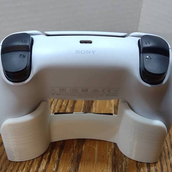 XALT 3D DESIGNS - Wholesale Decorative Tabletop Object - PlayStation 5 (PS5) Controller Stand9