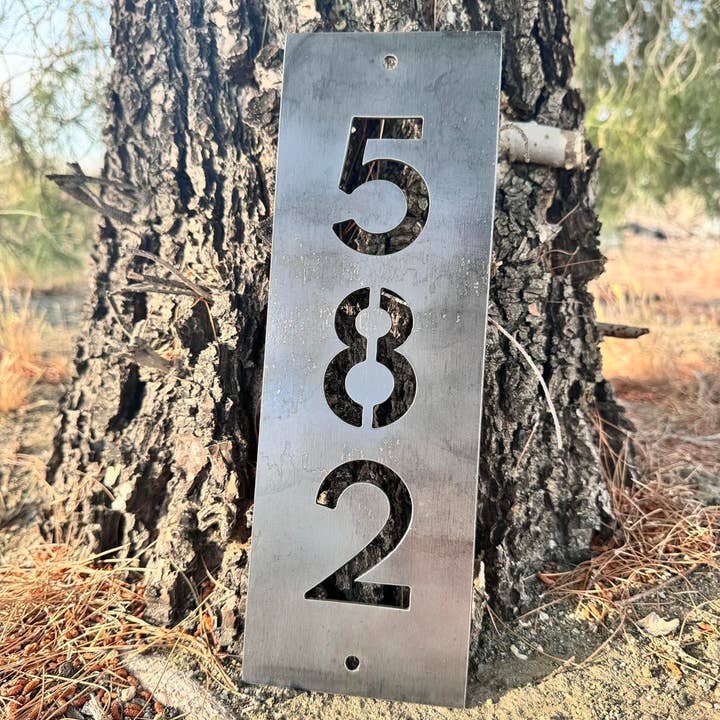Simple Metal Address Sign Vertical for wholesale by Sarah’s Metal