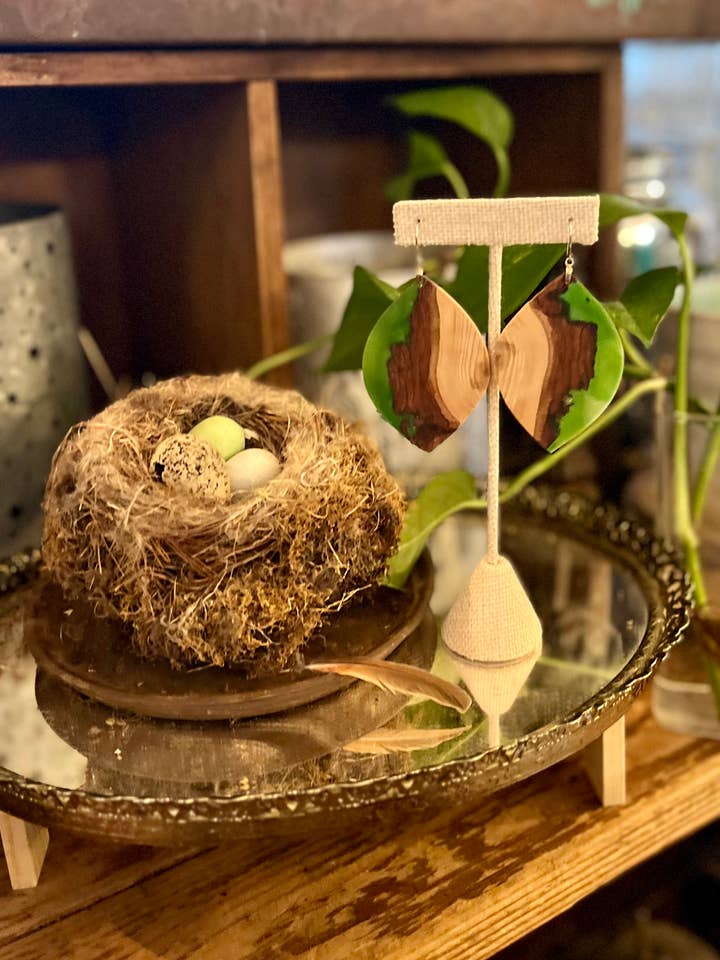 Grand bois et résine pour la vente par Alchemy Jewelry