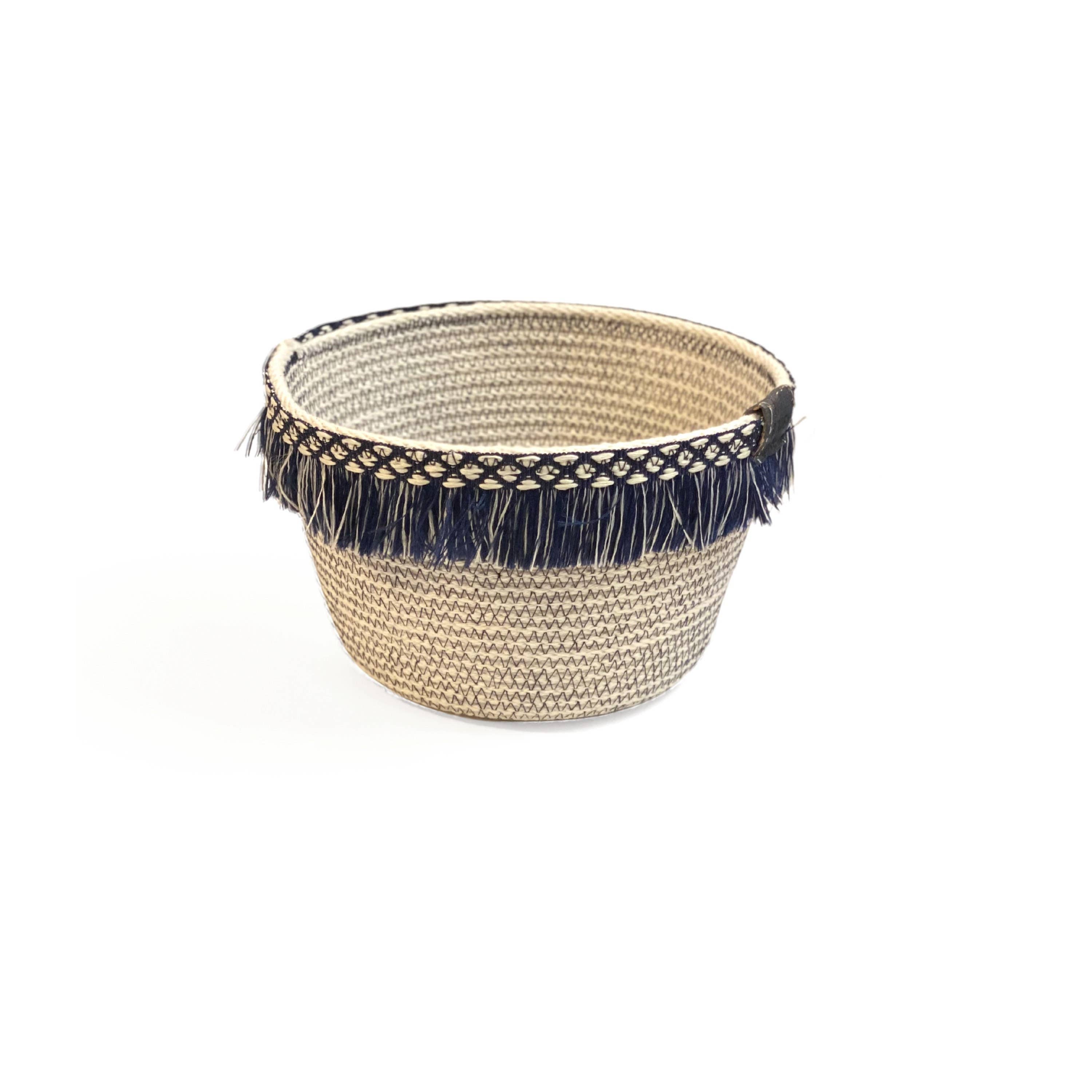 Bridenbaker Designs - Wholesale Decorative Plate/Dish/Bowl - Navy and Natural Fringe Rope Bowl1