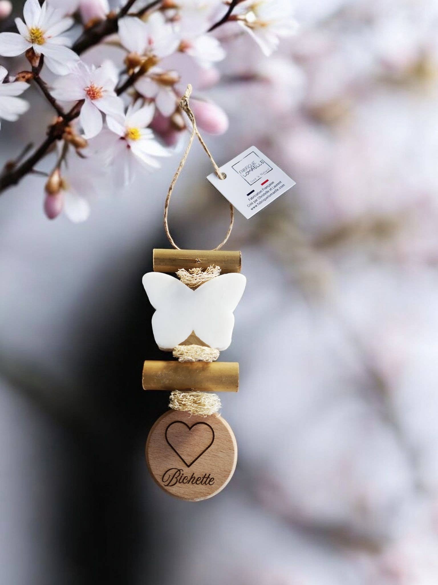 fabrique lomaelle - Wholesale Soap Set - Braid 1 Butterfly Soap Bergamot Round Wood Engraved "Bichette"2