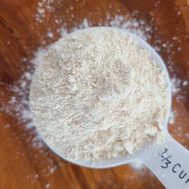 Bluebird Grain Farms - Wholesale Flour - Organic Sonora Soft White Wheat Flour - 4 lb