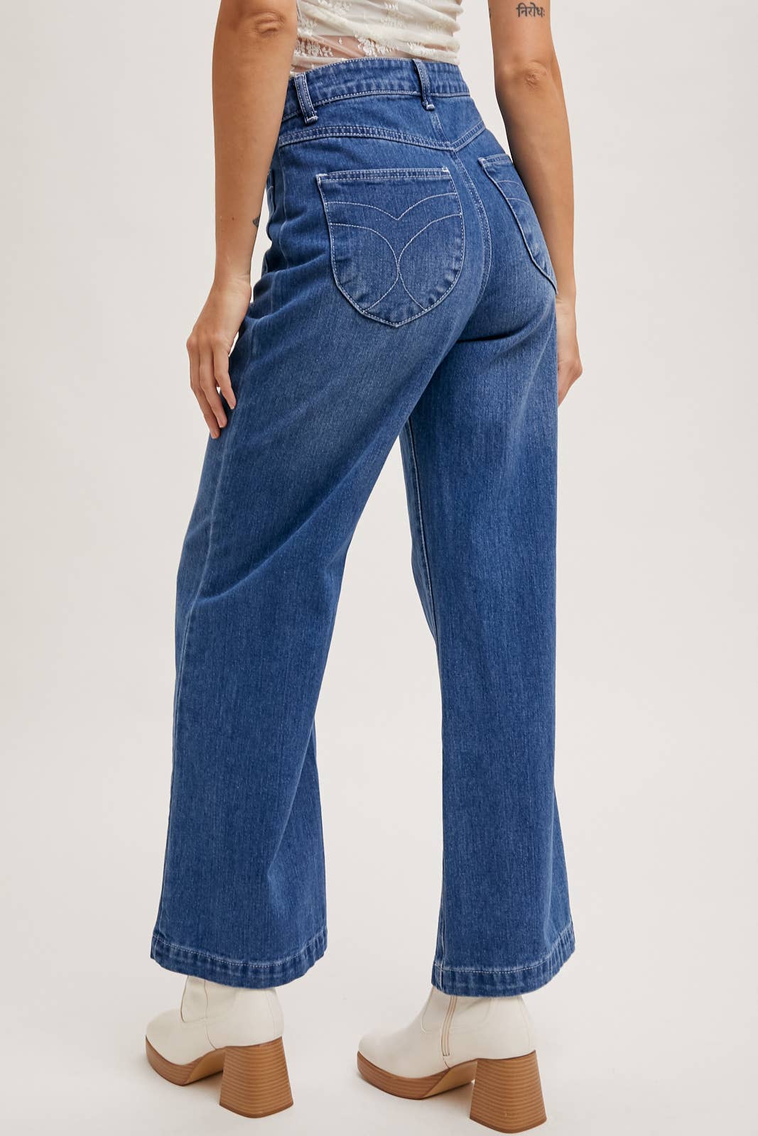 Bluivy – Großhandel Jeans – Damen – JEANSJEANS MIT HOHEM BUND UND WEITEM BEIN13