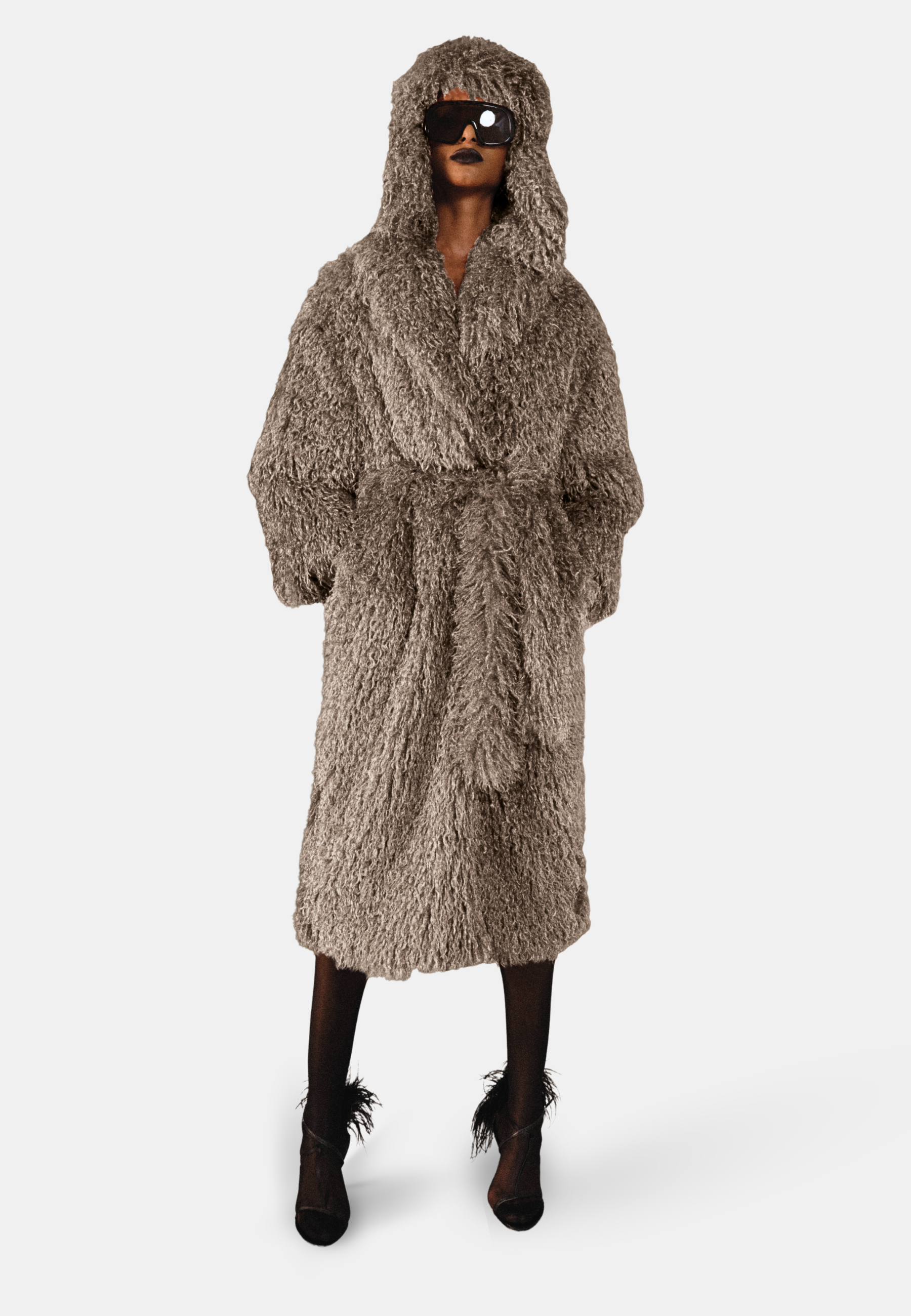 Ricano - Wholesale Fur/Faux Fur Coat - Women's - Women's Faux Fur Coat Marielle – Knee-Length Luxury Look1