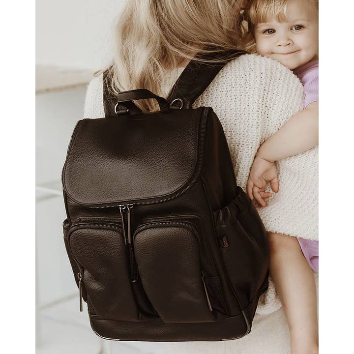OiOi - Wholesale Nappy bag – Baby - Signature Nappy Backpack - Jet Black Genuine Leather1