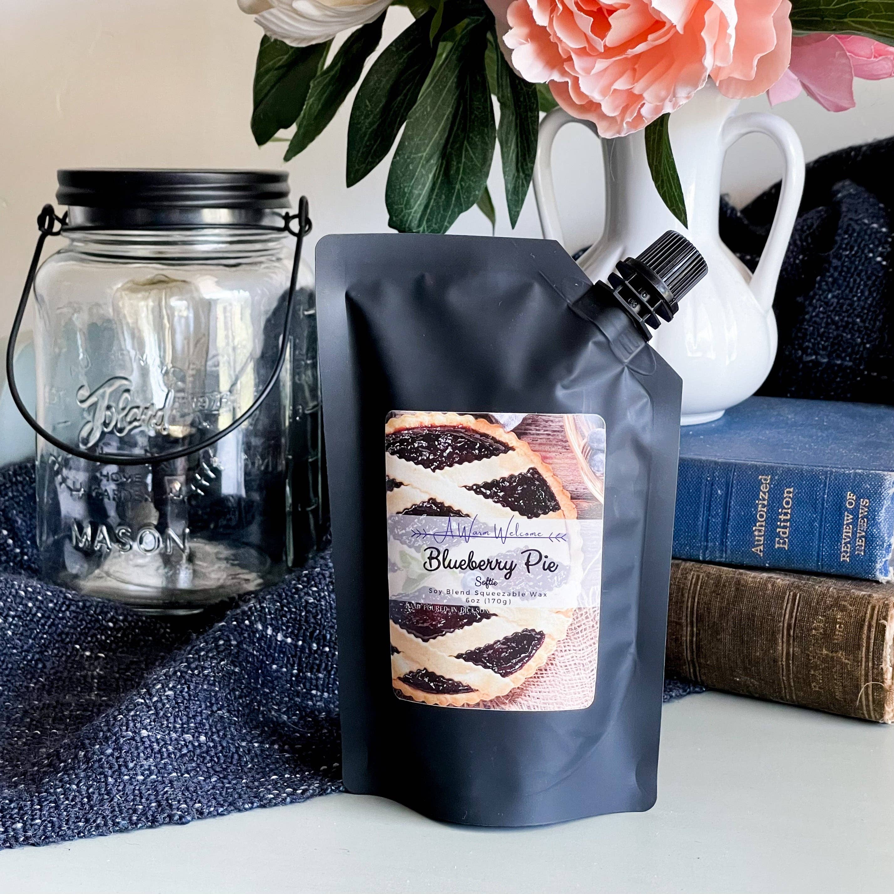 A Warm Welcome - Wholesale Wax Melt - Blueberry Pie Softie | Squeeze Wax Melt3
