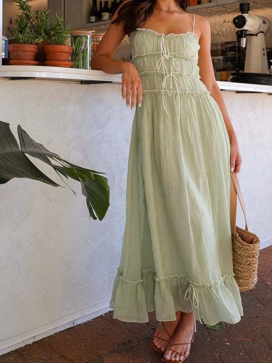 vert robe fluide à bretelles spaghetti avec nœud en ruban froissé en vente sur Faire