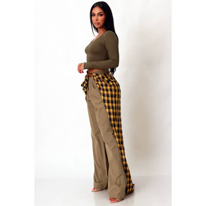 Esmeray Clothing - Wholesale Pants - Women's - MODERN CHECK DRAPE WIDE PANTS3