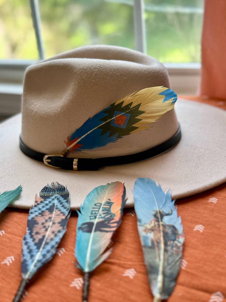 Cappello Southwestern Diamond Feather - Accessorio per cappello Western per la vendita all'ingrosso da parte di Buckaroo Supply Company